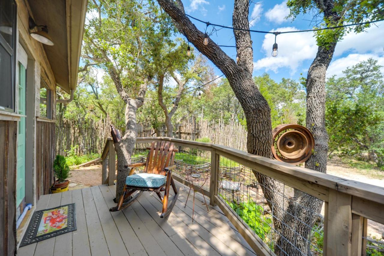 Snuggle Inn Wimberley Cabin With Fire Pit And Deck Exterior foto